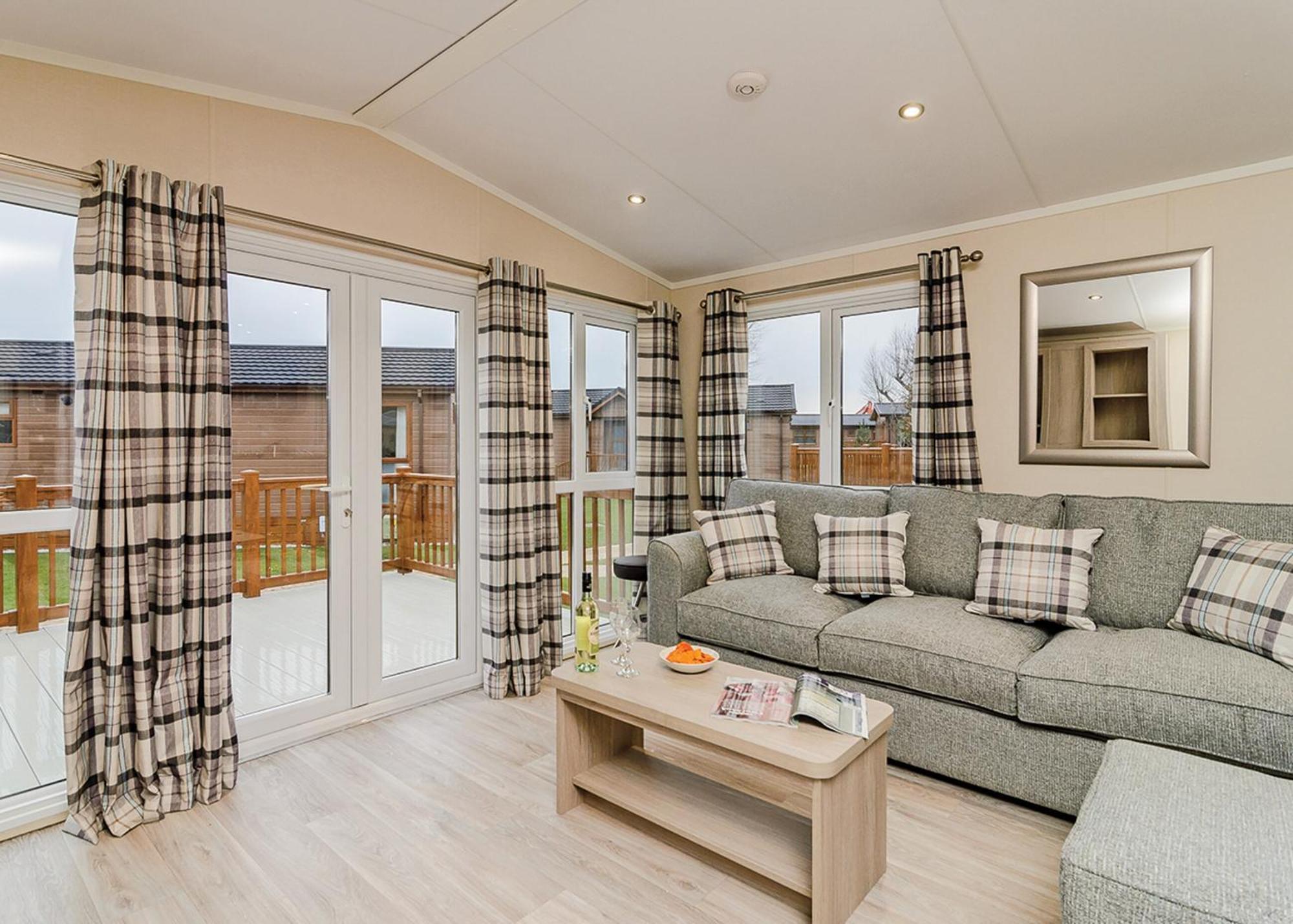 Canterbury Reach Lodge Retreat Petham Room photo